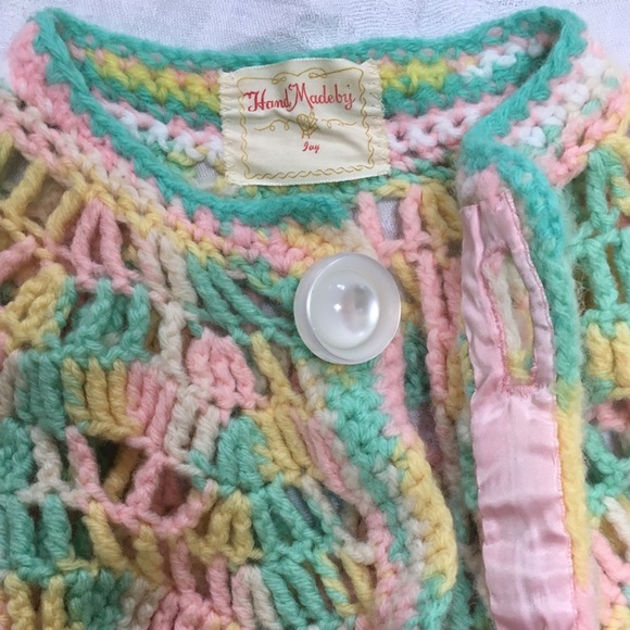 Handmade cape or shawl knitted pastel - Picture 7 of 8